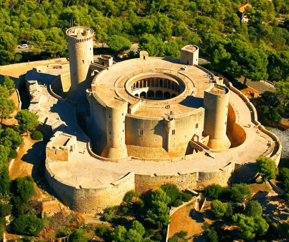 visita-el-castillo-de-bellver-en-mallorca visita-el-castillo-de-bellver-en-mallorca