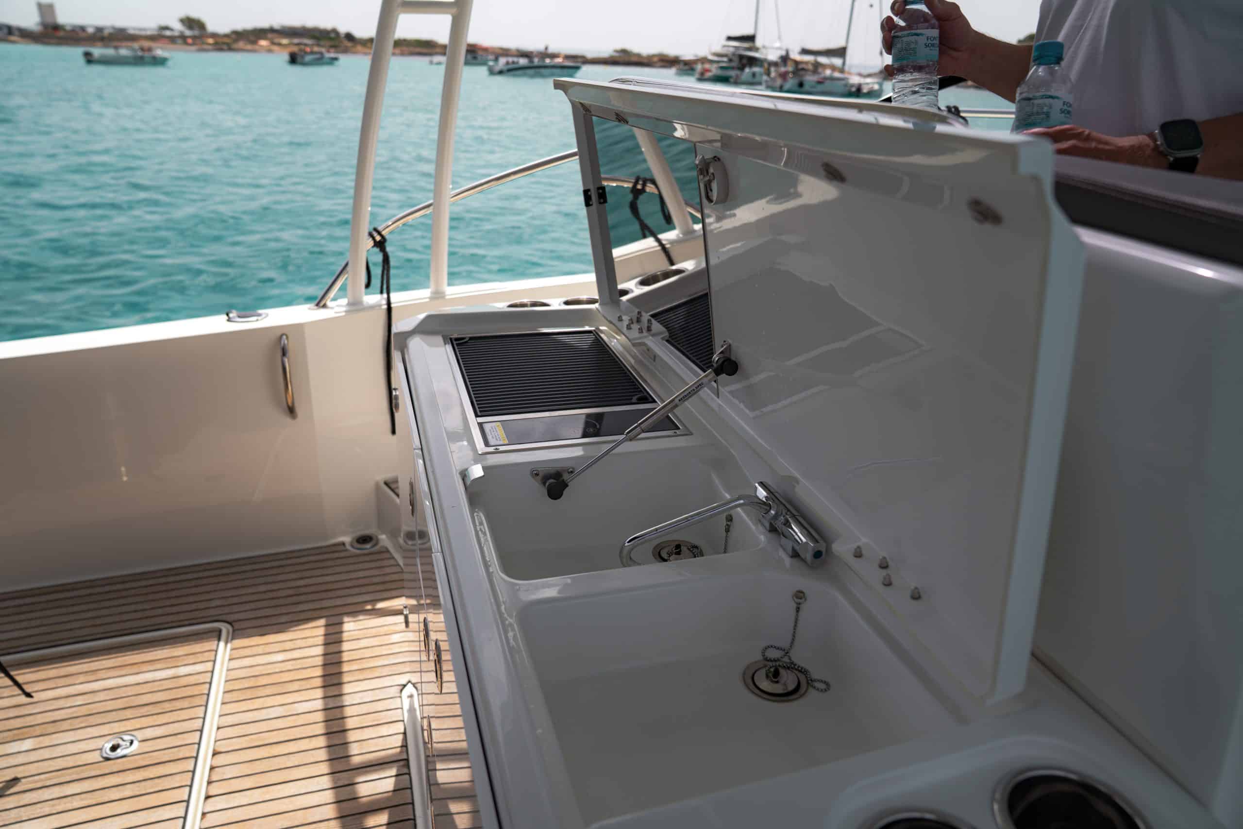 Motor boat kitchen charter